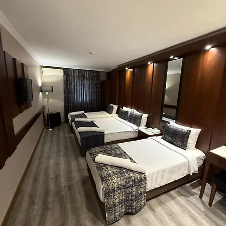 Otel Anka 4*